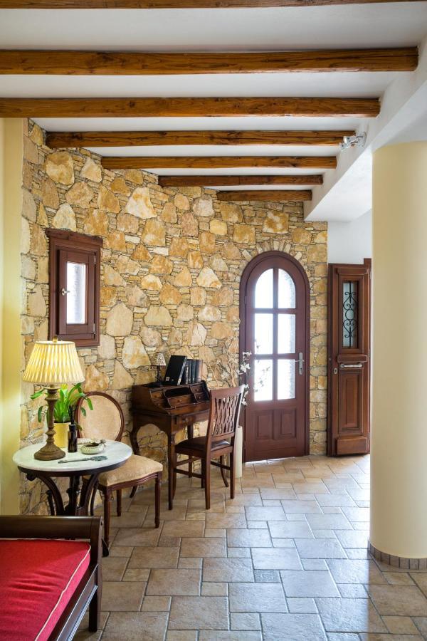 Aria Boutique Hotel Folegandros Town Exterior photo