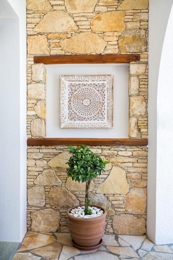 Aria Boutique Hotel Folegandros Town Exterior photo